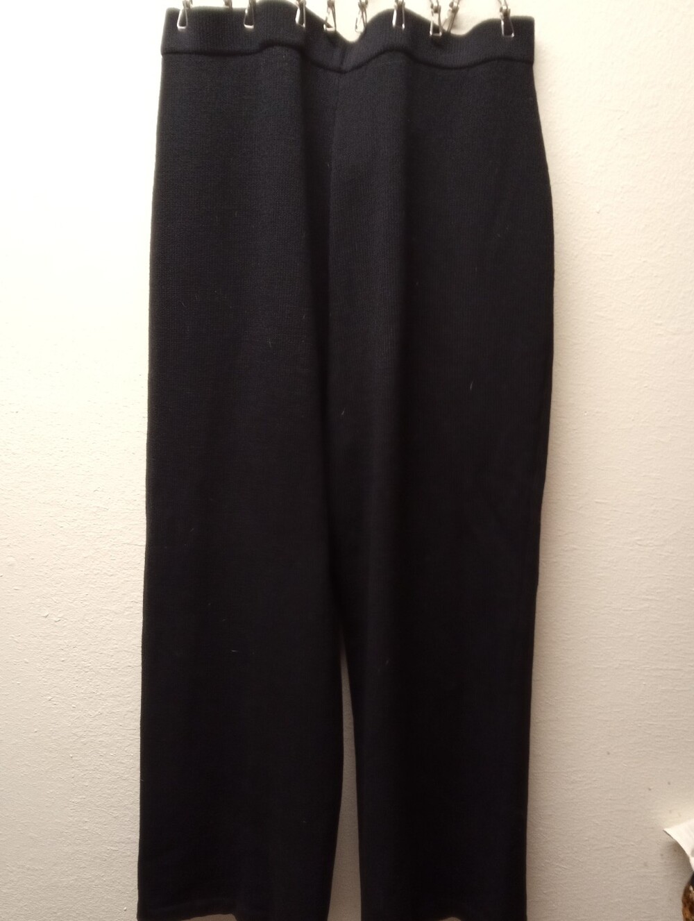 St. John Sport SZ M WOMENS Black knit Pants